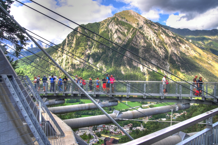 Orrido Skywalk en Pre Saint-Didier, Aosta, Italia