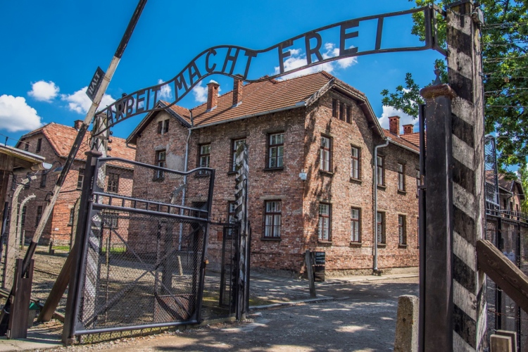 Entrada de Auschwitz I, Polonia