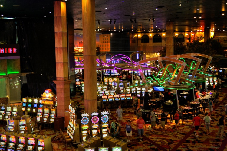 Casino del Hotel Luxor, Las Vegas, USA, Estados Unidos