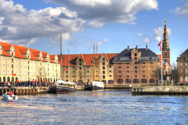 Paseo por el canal, Copenhague, Dinamarca